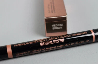ANASTASIA BEVERLY HILLS Brow Definer Medium Brown 0,2g Augenbrauen Former V1-MB - Bild 1 von 4