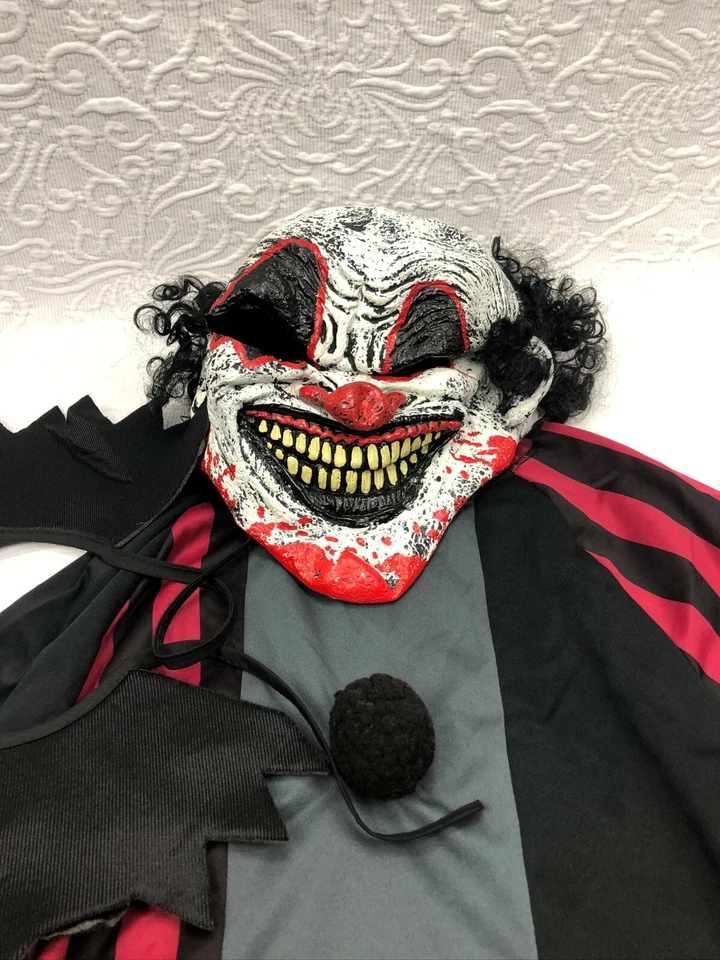 Disfraz de Payaso Loco Totally Ghoul con Camisa, Cuello y Máscara - Juvenil 10-14 XL  Foto 3 de 4