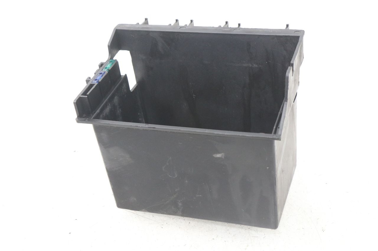 BATTERY TRAY - DAELIM S2 FI 125 (2008 - 2017)
