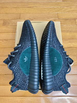 adidas gazelle silver green womens Adidas YEEZY Boost 350 2015 Pirate Black Low-top Sneakers  Boutique LUC.S