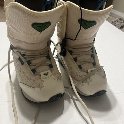Roxy Track Lace Snow Boots 7.5
