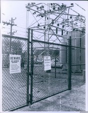 1973 Photo Reward Posters On Cei/Puritas Substation Fence Cleveland Crime 7X9