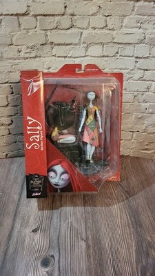 Diamond Select DST Nightmare Before Christmas Action Figure Sally