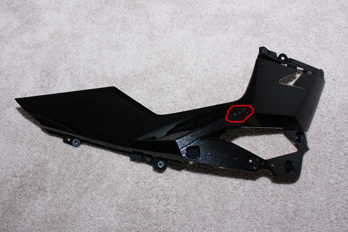 まさ Kawasaki Ninja 400 ABS COWLING,SIDE,LWR,LH,M.S.B P/N 55028