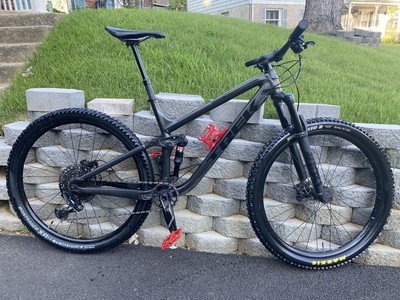 Bicycles - Trek Fuel Ex 8 - Nelo's Cycles