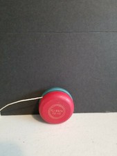 NOS New Vintage Wooden Fli-Back Yo-Yo Red Blue
