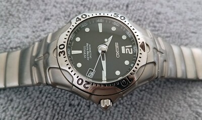 RARE SEIKO KINETIC AUTO RELAY 5J22-0B80 BLACK DIAL JAPAN TITANIUM