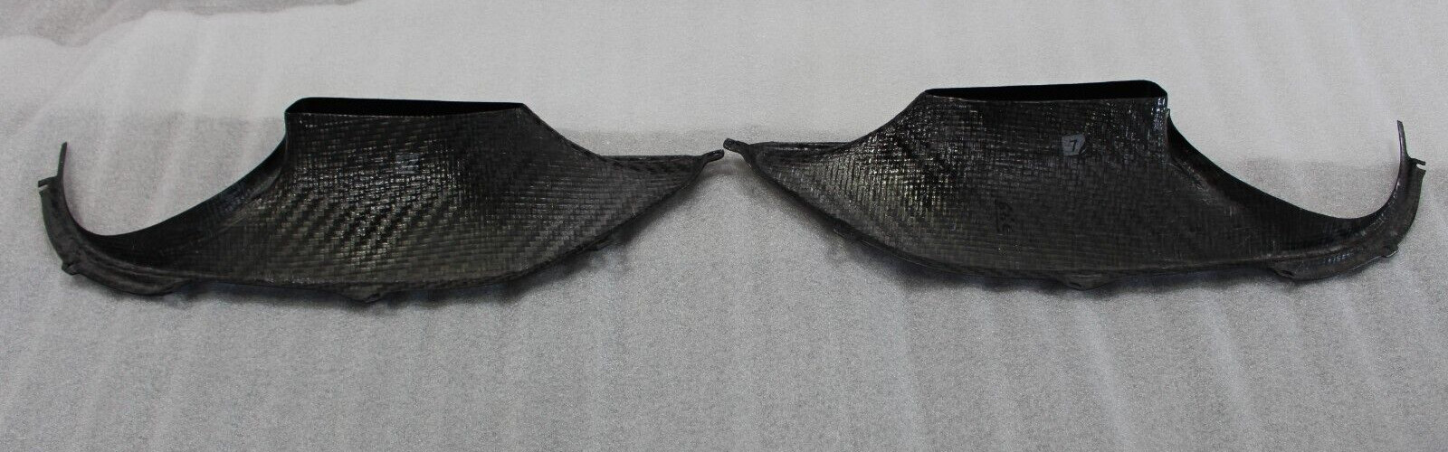 Ferrari 488, Carbon Fiber, Tail Light Surround Set, 1x1, New, RTUNED