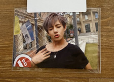 BTS Official Public Broadcast PhotoCard - War of hormone V taehyung