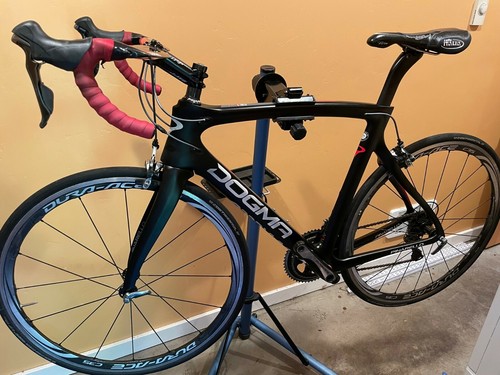 Pinarello Dogma F8 55 frame, components 