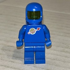 LEGO Classic Blue Spaceman  W/ Moto Helmet And Oxygen Tank