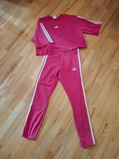 Sportdress von adidas - neu