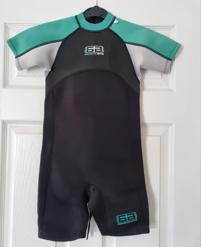 Banana Bite Wet Suit Shorty 9 - 10 Years - Picture 1 of 4