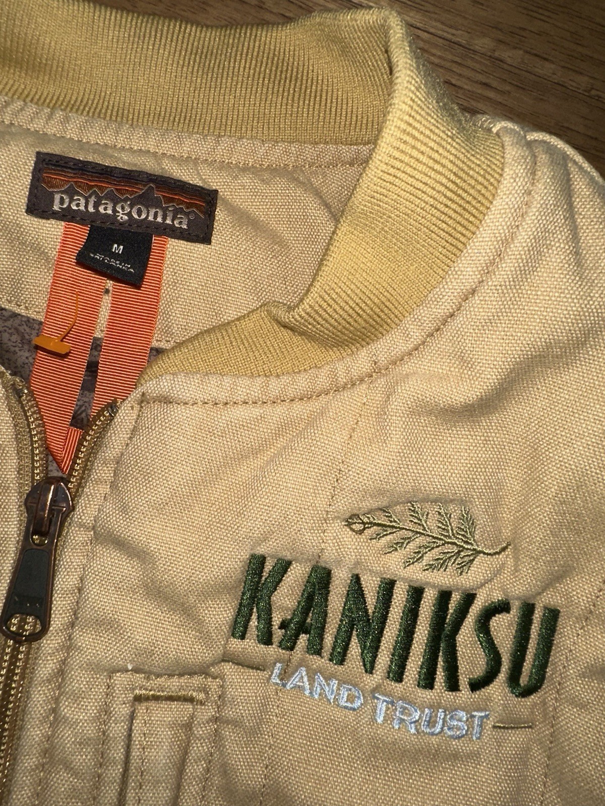 Patagonia Women's All Seasons Hemp Canvas  Work Vest Size M Kaniksu Logo thumbnail 2