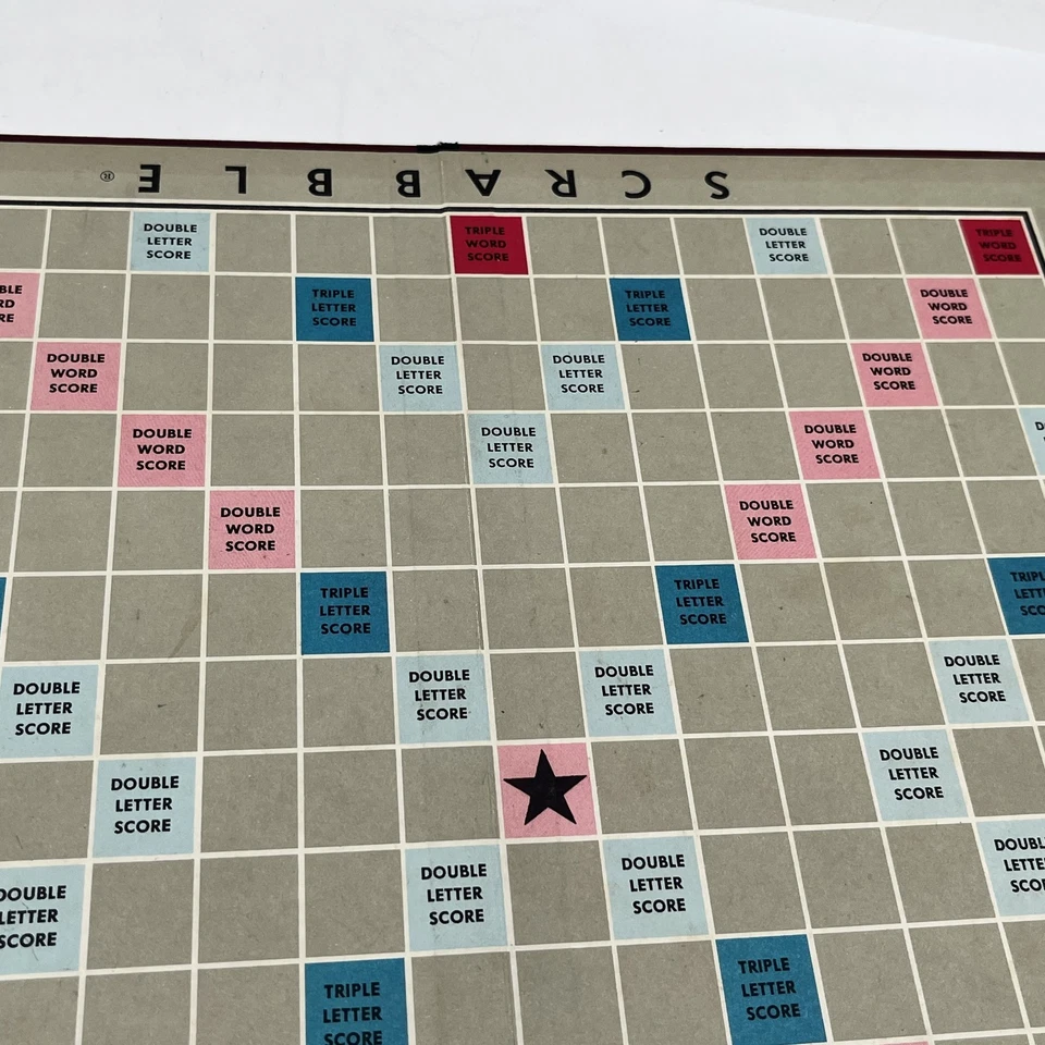 Vintage 1948 Scrabble Board.   Beautiful Condition Board Only DIY Crafter - Image 4 of 4