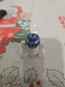 LEGO Star Wars Astromech Droid R2-D2 The Clone Wars 8037 Swo255 Retired Pics