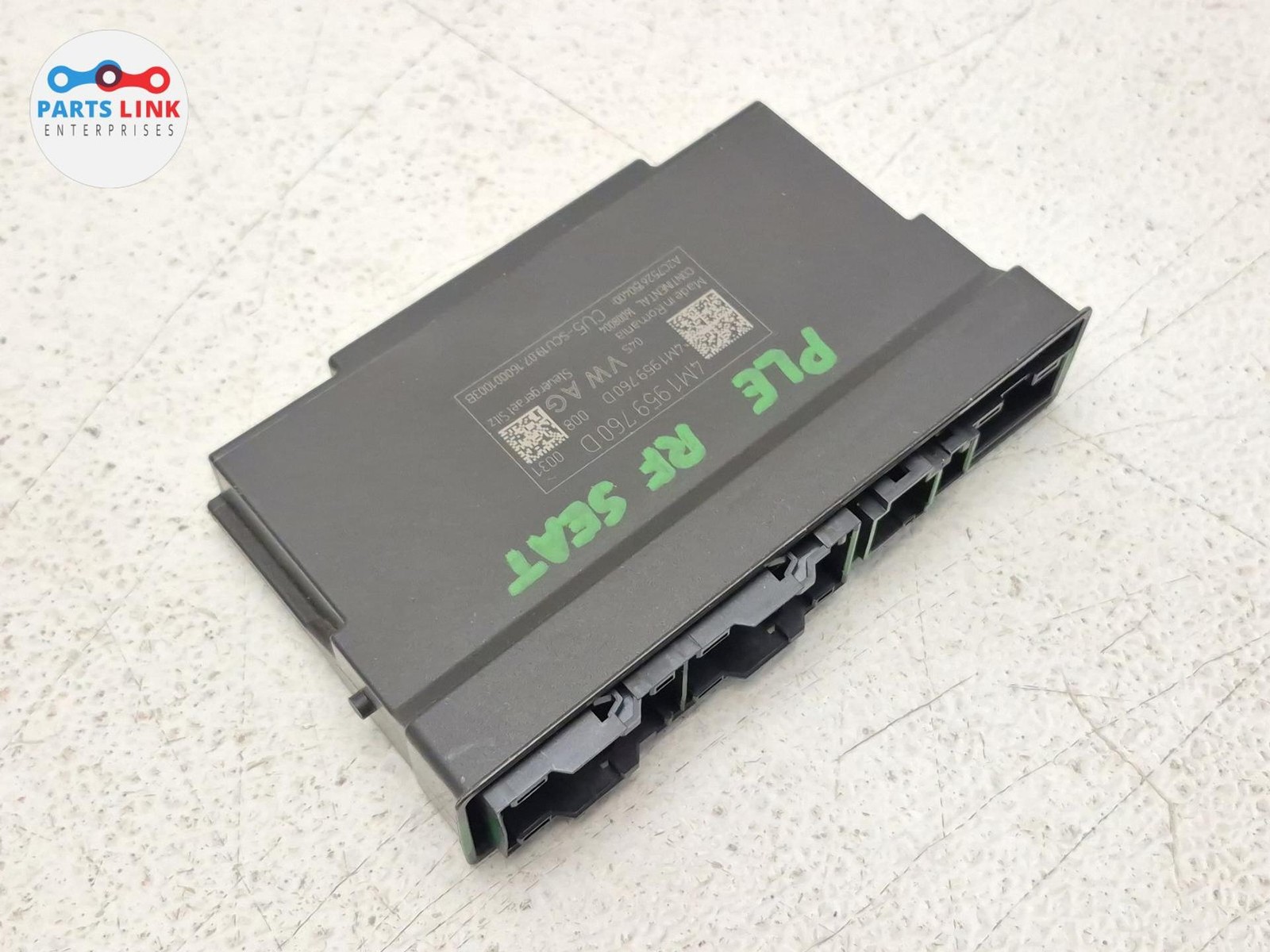 2016-20 BENTLEY BENTAYGA FRONT RIGHT SEAT CONTROL MODULE PASSENGER 4M1959760D