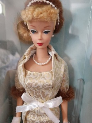 Evening Splendor Barbie 1959 Reproduction Doll With Ornament G8890