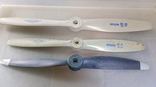 3 Modellflugzeuge Nylon Propeller 7" 6" und andere gebraucht 