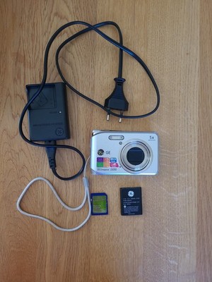 GE General Electric J1050 Digitalkamera (10 Megapixel, 5-Fach Opt. Zoom, Silber 