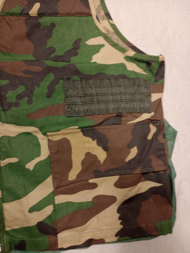 Sports Afield A Field Vest Men's Large Camo Game Pouch Hunting Vest - Image 4 of 4