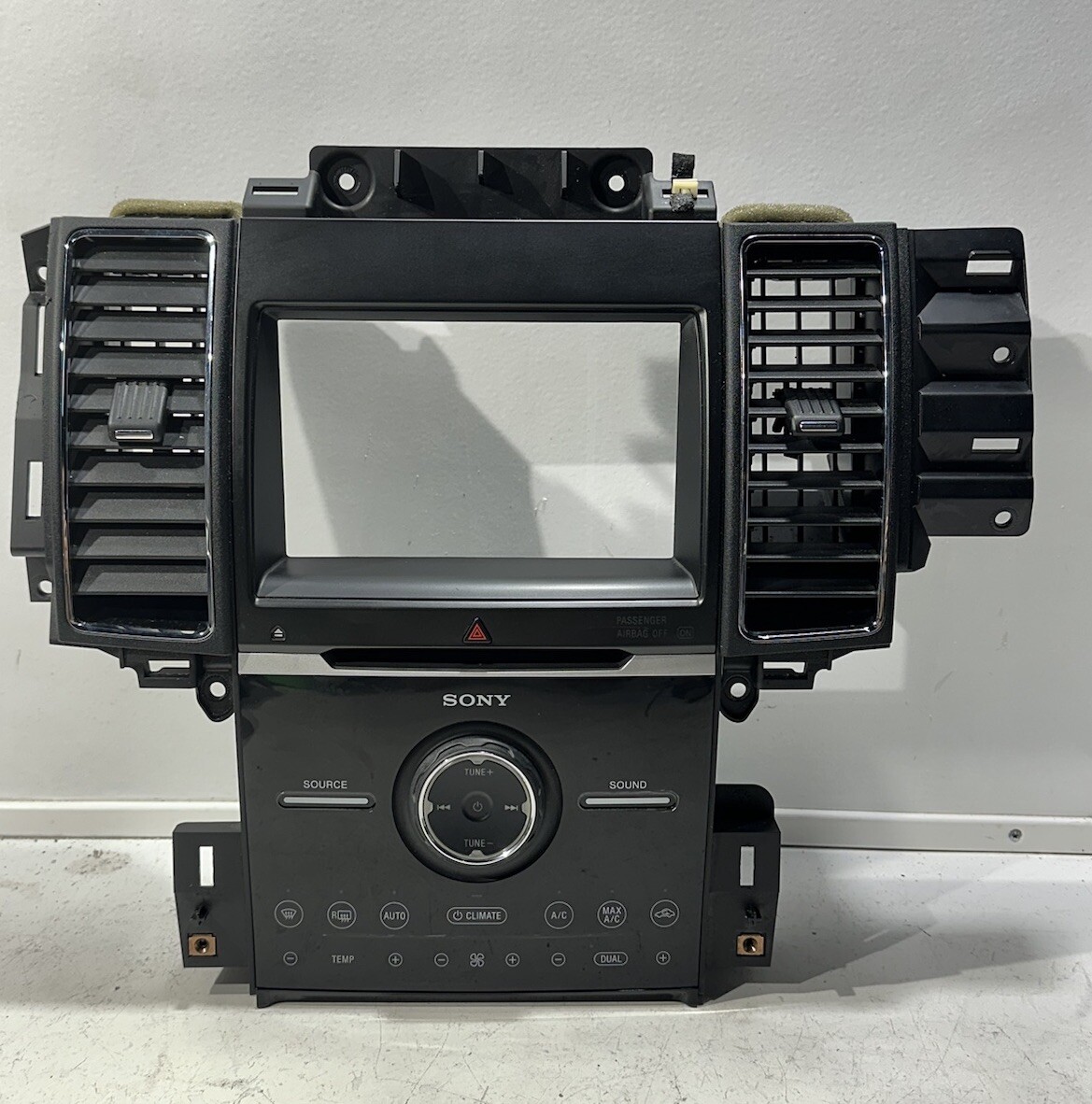 2014 - 2019 Ford Taurus Radio Face Climate Control Panel