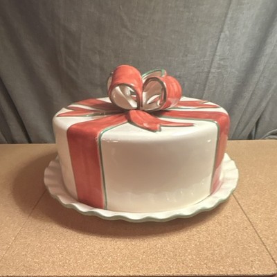 Alabaster Portugal Ceramics Ribbons N Bows Cake Stand With Lid  96 W BOX