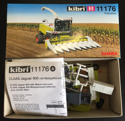 Kit kibri 11176 CLAAS Jaguar 900 con recolector de maíz H0 1:87 - Imagen 3 de 3