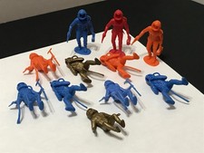 Vintage 1960's MPC Spacemen Astronauts Figure Lot X 11 - 11 Spacemen