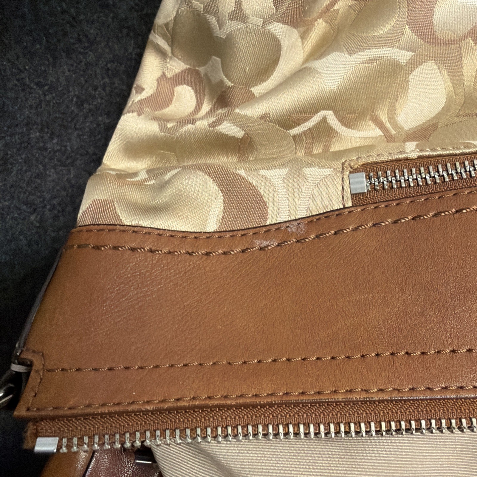 Vintage Y2K Coach F14491 Soho Pleated Leather Canvas Hobo Shoulder Bag Used