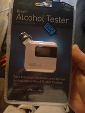 BACtrack BT-C8 C8 Bluetooth Breathalyzer Tester - White / Black