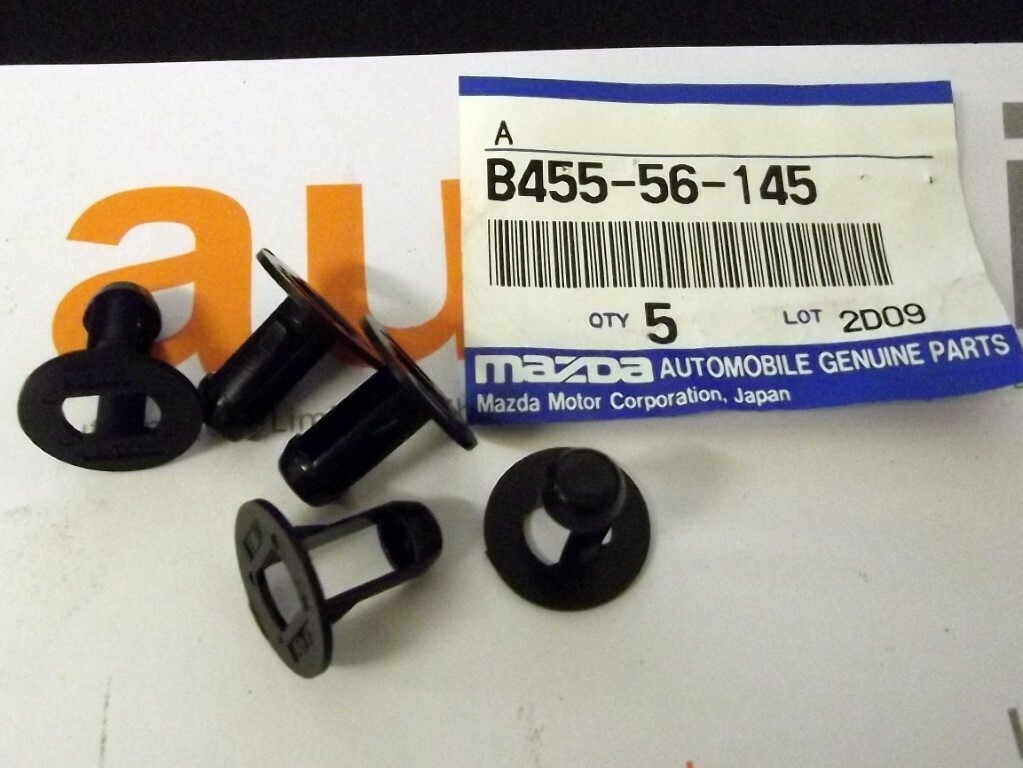 Wheelarch liner mudflap clips set of 5 genuine Mazda 323 RX7 626