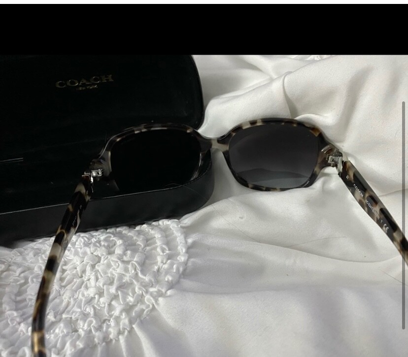 Brand new, never used Coach branded sunglasses coach sunglasses brand new! never used comes with rag and  main image 4