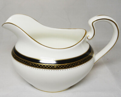JUBILEE BLACK by Aynsley Creamer NEW NEVER USED made 3.5'' England