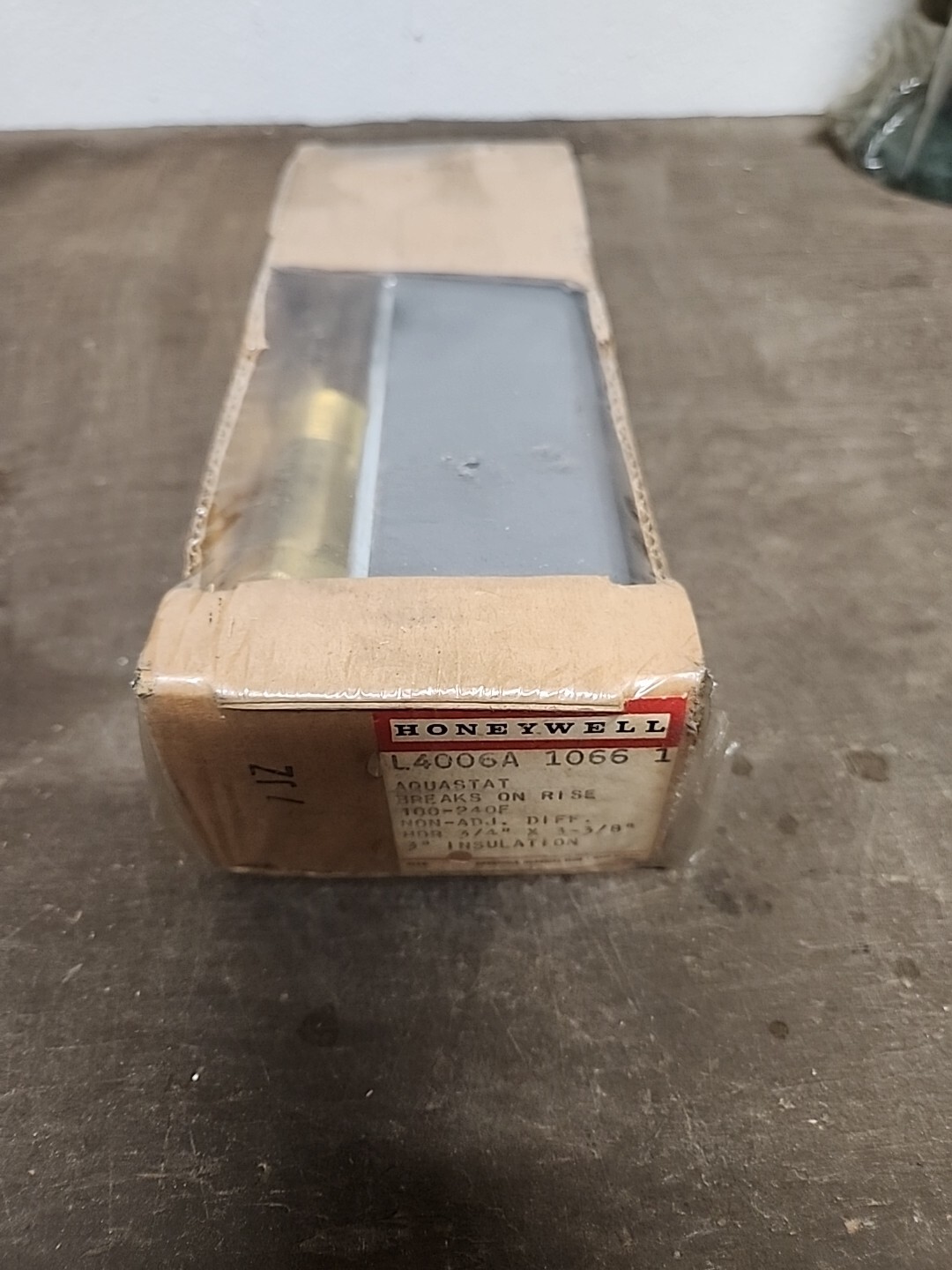 Honeywell L4006A 1066 1 Aquastat Boiler Control Gray eBay