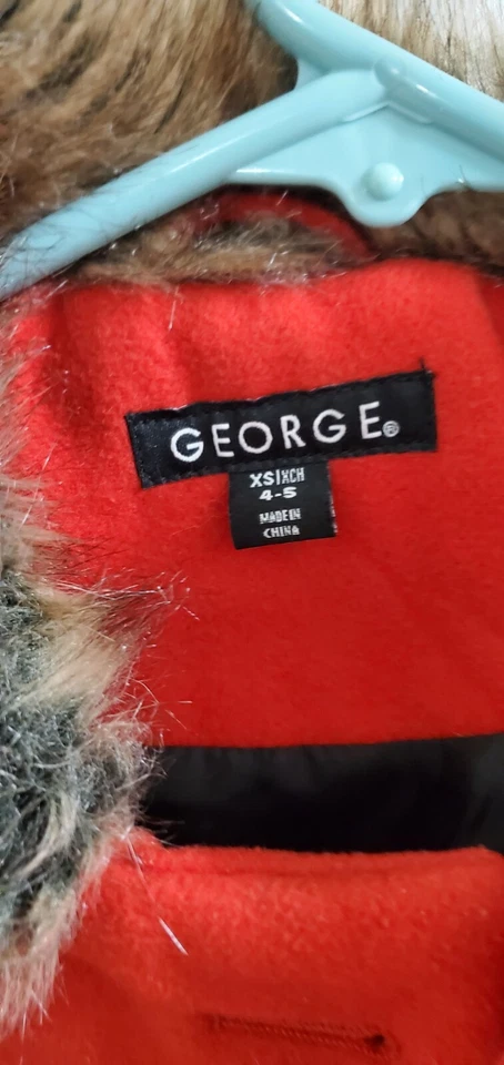 Abrigo rojo de piel sintética talla 4-5 XS niñas botones cuello de piel sintética George Foto 2 de 4
