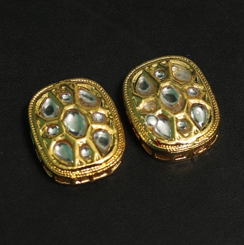 2 Pcs, 22x18mm Kundan Connectors Golden - Picture 7 of 8