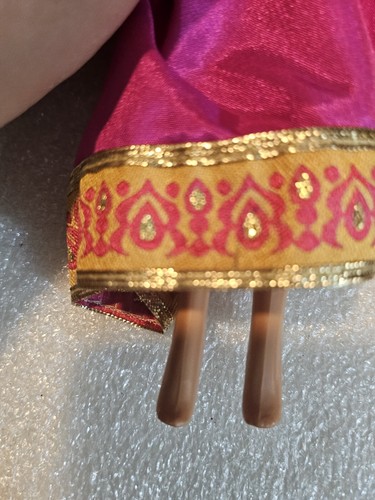 Mattel Indian Barbie Doll Dolls of the World Collection 1995 EUC C398G - Picture 13 of 13