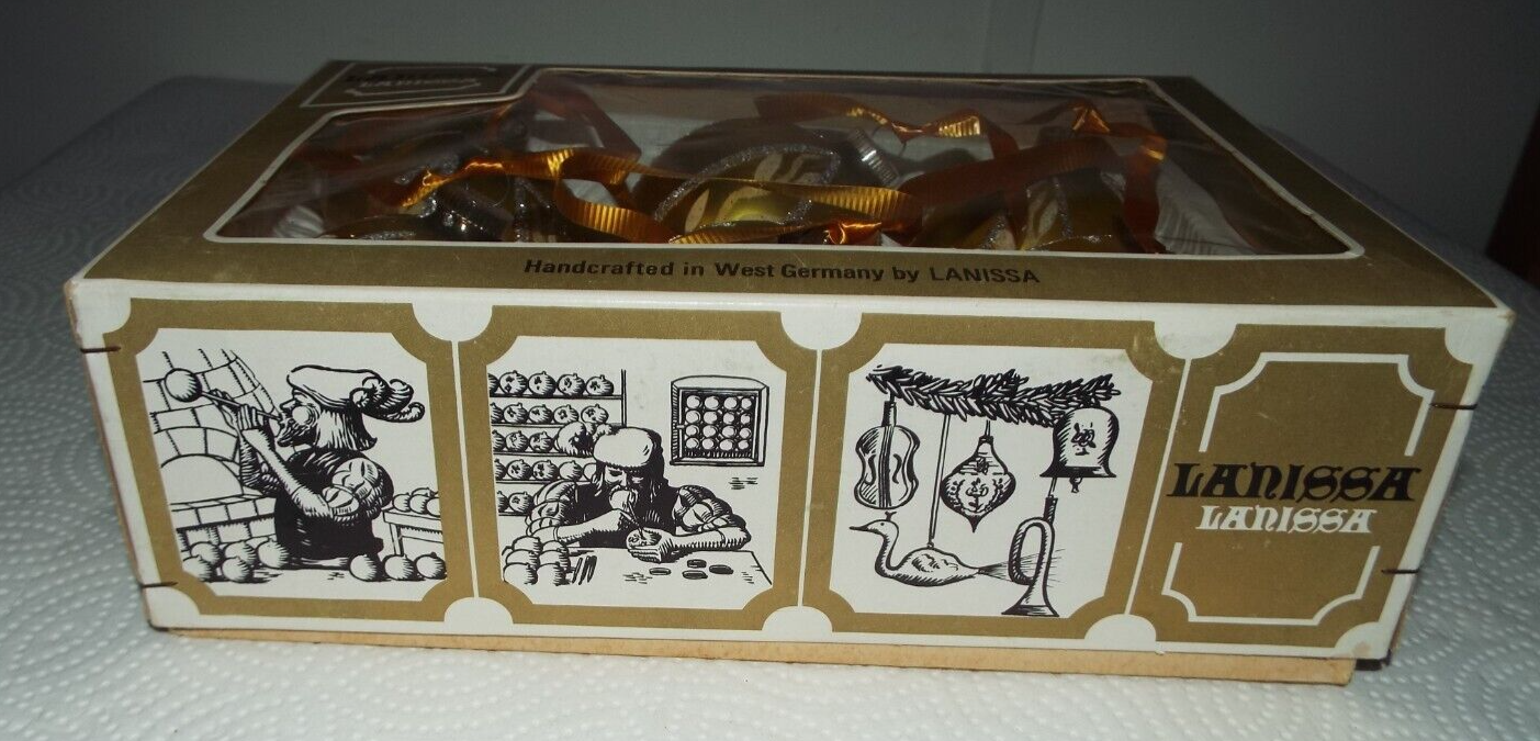VINTAGE LANISSA HAND CRAFTED IN WEST GERMANY GOLD CHRISTMAS TREE