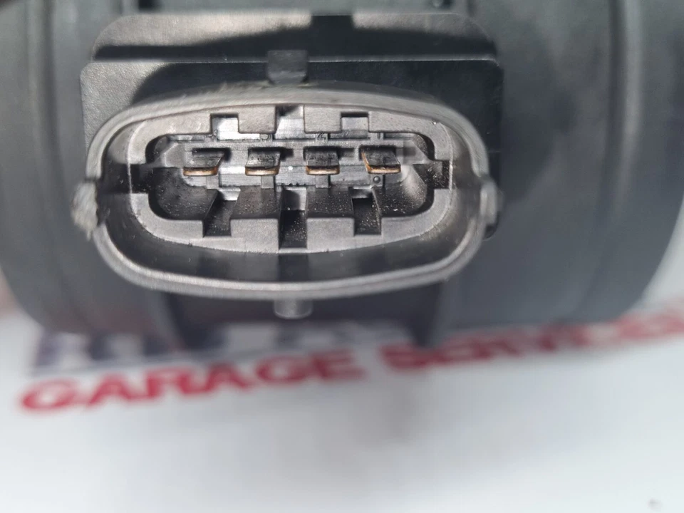 Saab 93 9-3 TTid Z19DTR Mass Air Flow Meter MAF 0281002764 55190587 - Image 4 of 4