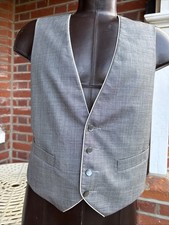 Men s Waistcoat Size 40 From Favourbrook London - GREY