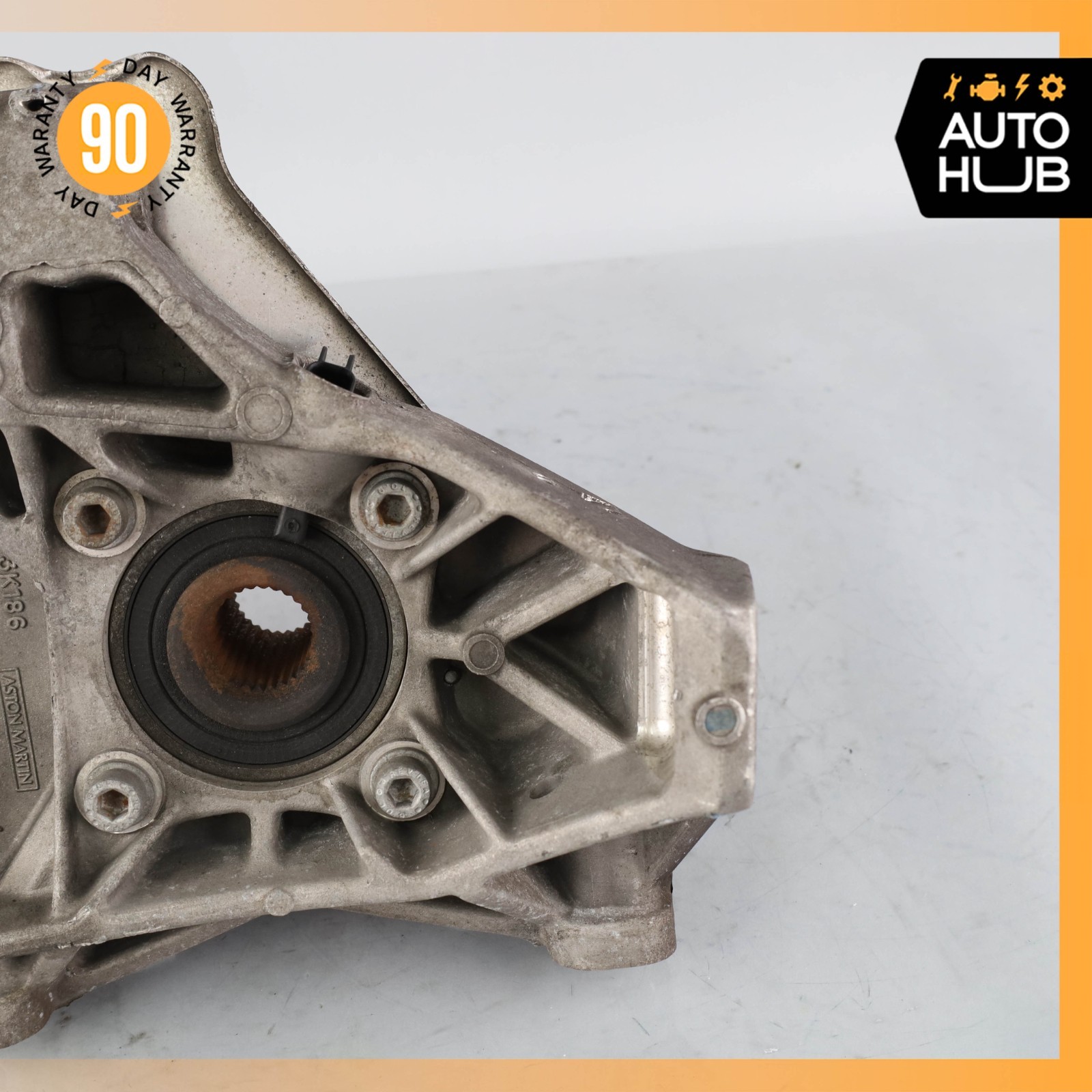 11-17 Aston Martin V8 Vantage Front Right Spindle Knuckle Hub BG333K186AA OEM