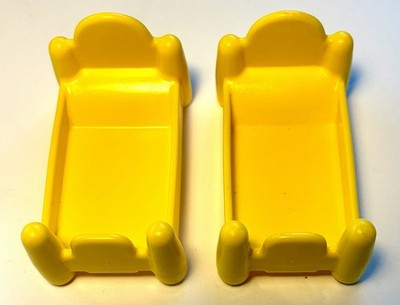 2 Little Tikes Toddle Tots Yellow Beds Dollhouse 3  1980 s Vintage