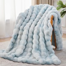 Faux Fur Throw Blanket, 1000GSM Fluffy Soft Bubble Blanket for Couch Bed, Cozy P