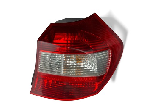 OK1622 BMW 1 E81 Rücklicht hinten rechts 6324502-12 2007 33593021
