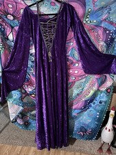 Renaissance Maiden Purple Crushed Velour Laced Front Drop Shoulder Costume Dress