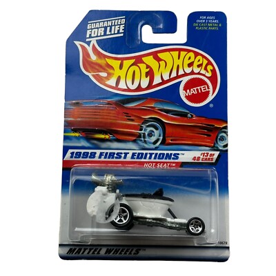 1998 Hot Wheels #648 First Editions 13 of 40 HOT SEAT White/Black w/5 Spoke