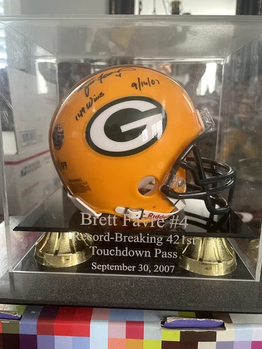 Green Bay Packers Limited Edition Brett Favre Signed Riddell Mini Helmet
