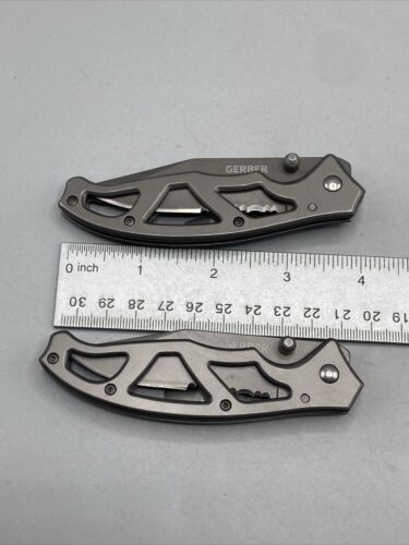 Lot of 2 Gerber Paraframe I - Ti - Grey Knives - Serrated - Picture 1 of 11