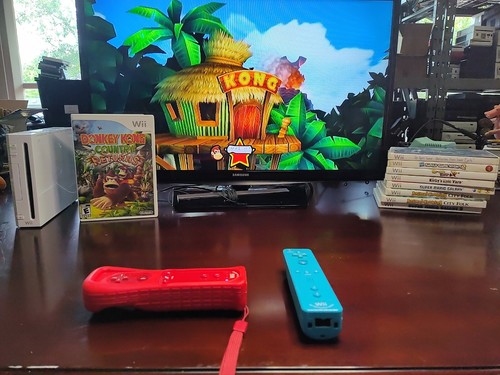 Nintendo Wii Donkey Kong Country Returns Complete CIB W/ Excellent Disc! - Picture 3 of 7
